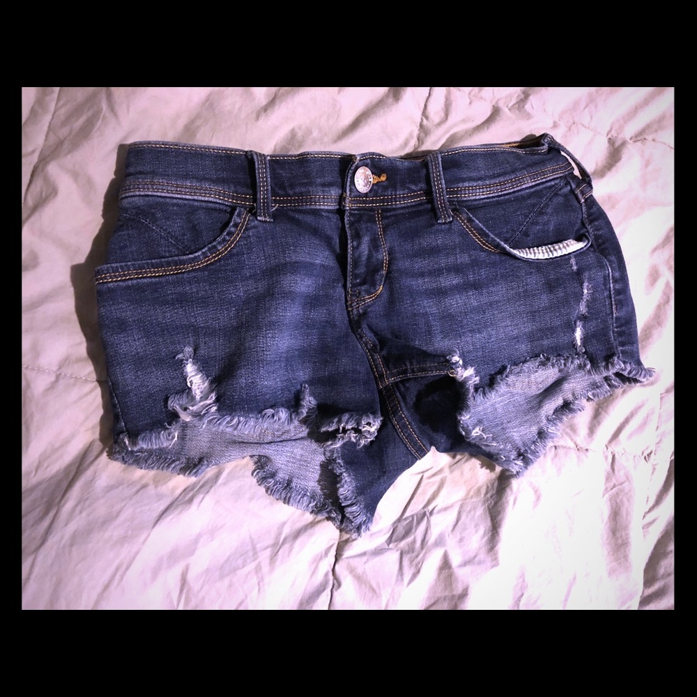 NWOT- Hollister jean shorts